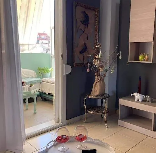 Nina's House In The Center Of * 沃洛斯